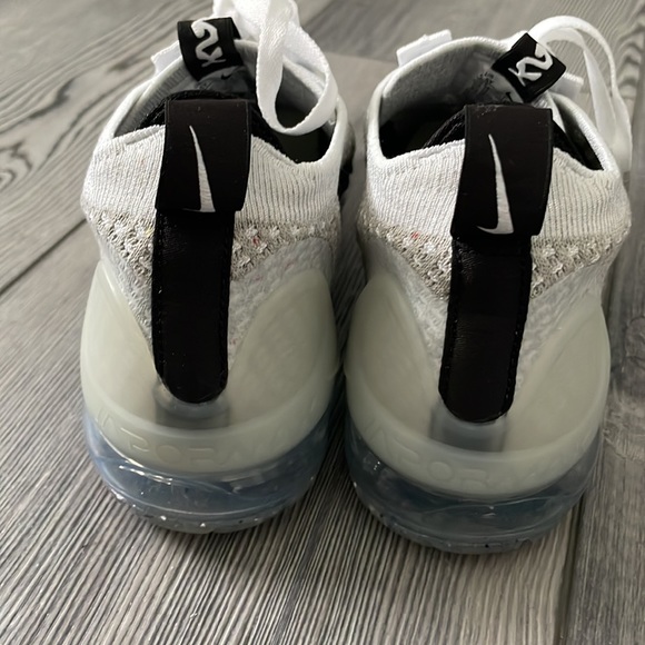 Nike Air Vapormax sneakers - Picture 3 of 5